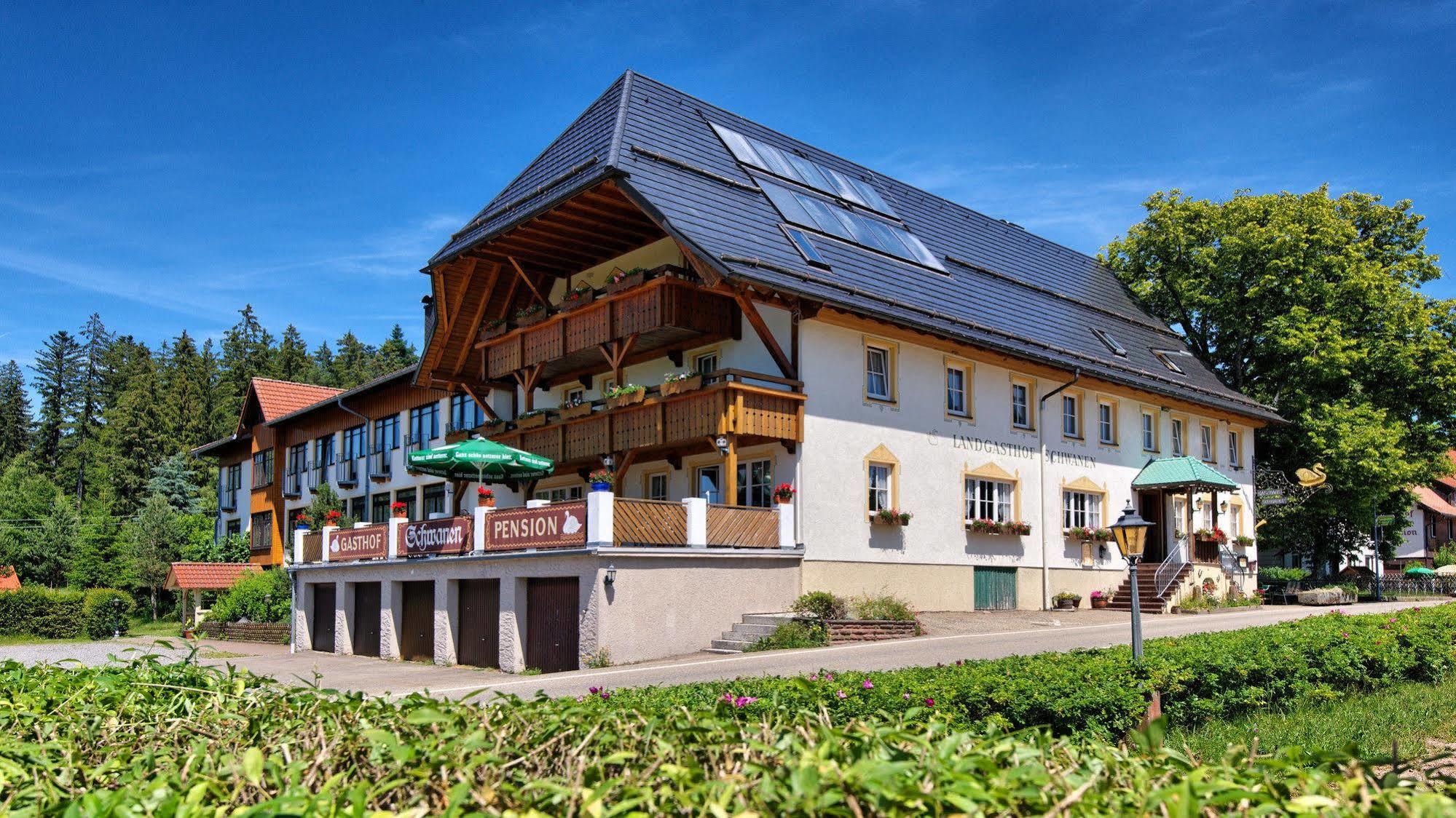 Landgasthof Zum Schwanen Хорнберг Екстериор снимка