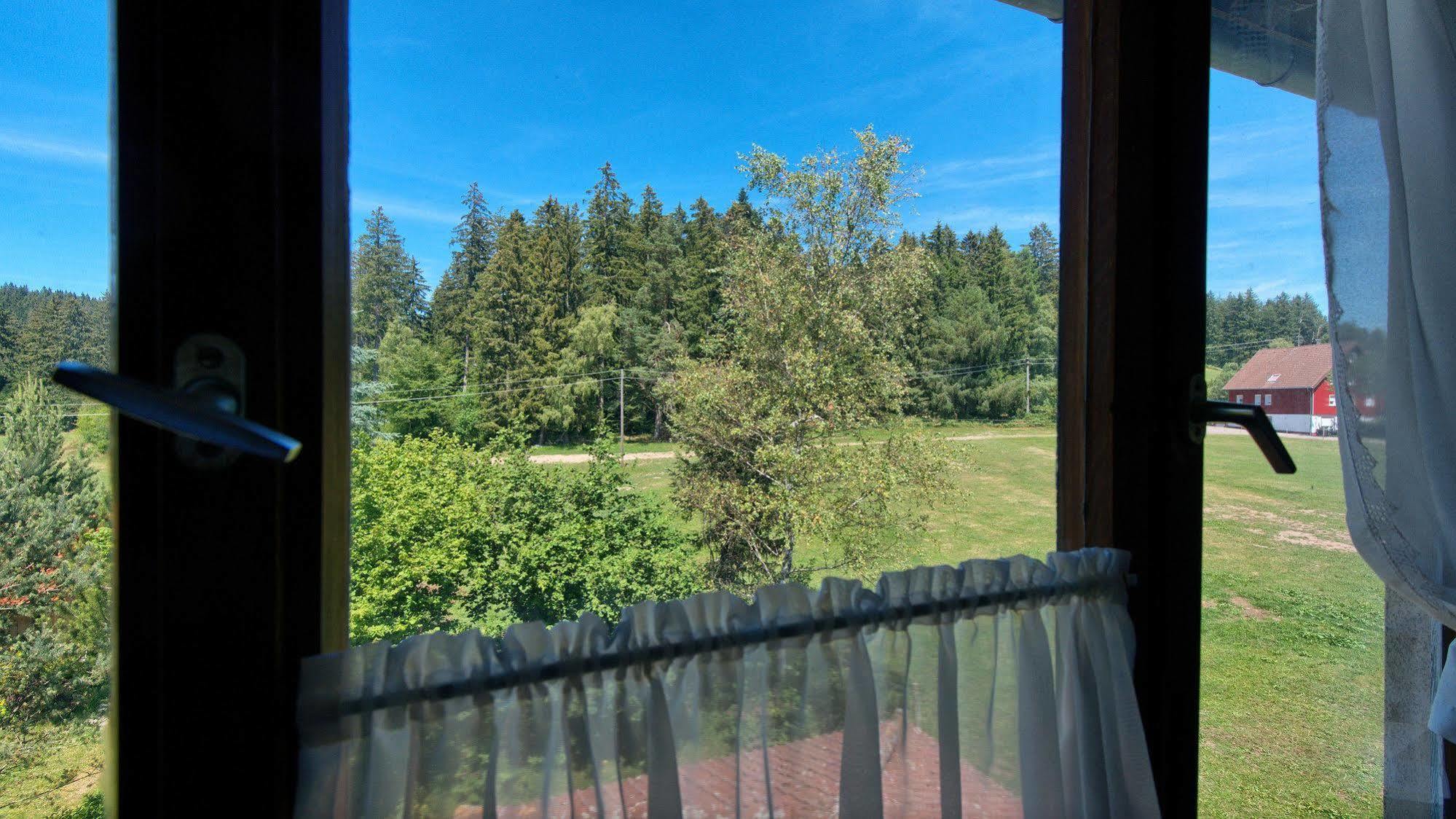 Landgasthof Zum Schwanen Хорнберг Екстериор снимка